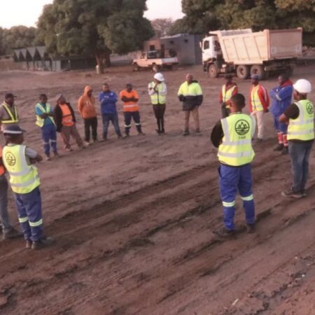 11.07.23 – Here, HE1 and TNR have their daily pre-start Toolbox meeting at the TNR camp ahead of civils work at the Tai-C well-site…

The civils work is being carried out by TNR Ltd, a Tanzanian company, and is expected to be completed by mid-August 2023.